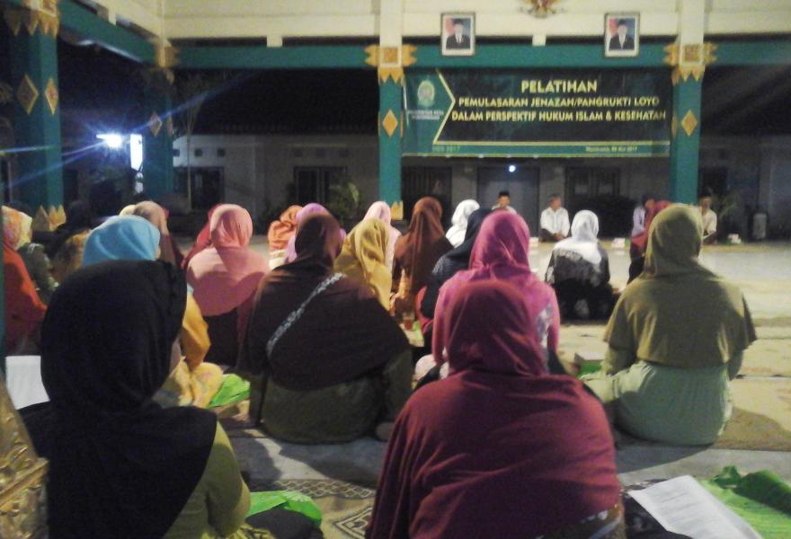 PELATIHAN PANGRUKTILOYO / PEMULAZARAN JENAZAH  DESA WONOKROMO