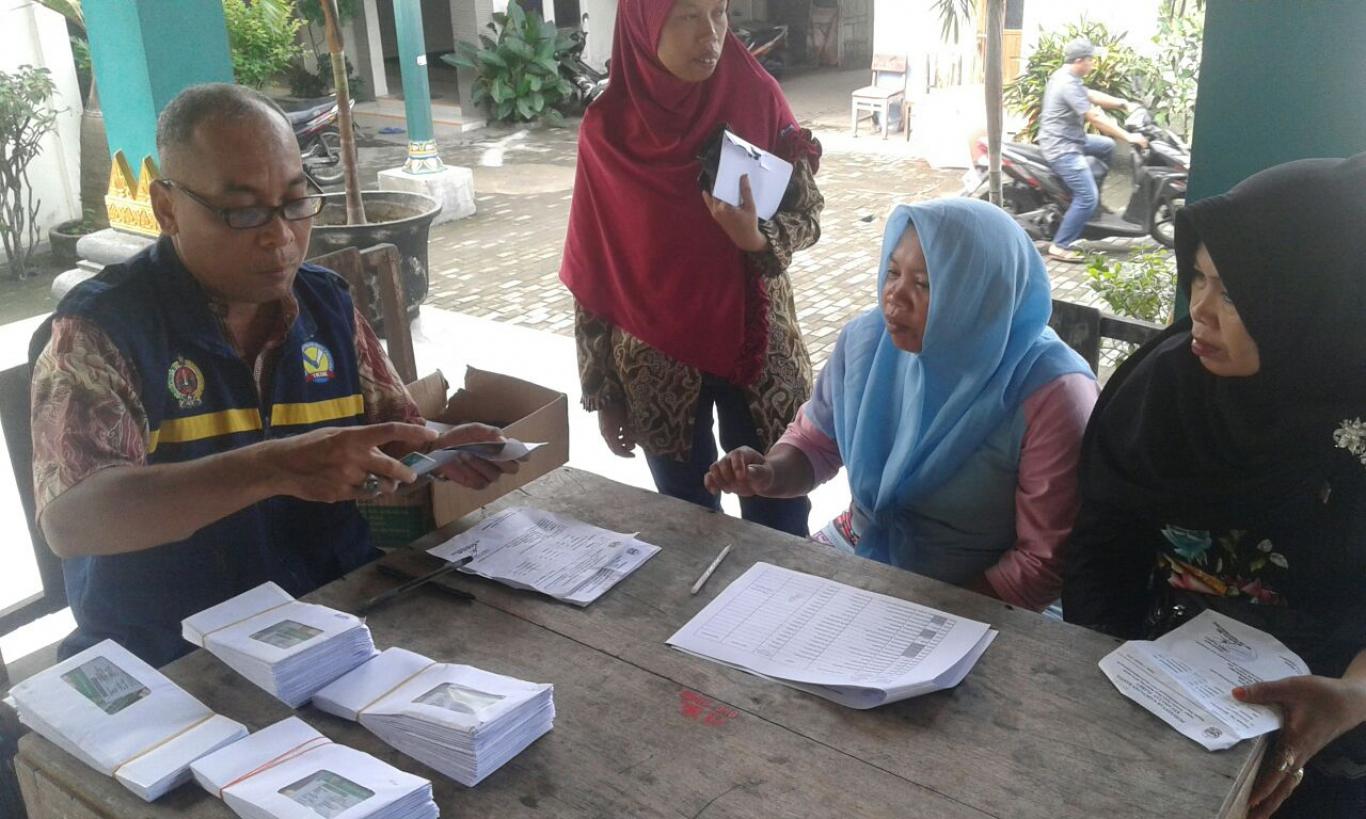 Distribusi Kartu Indonesia Sehat (KIS) di Wonokromo