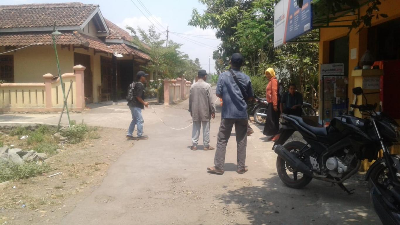 Tim 11 Desa Wonokromo Melakukan Survey Lapangan 