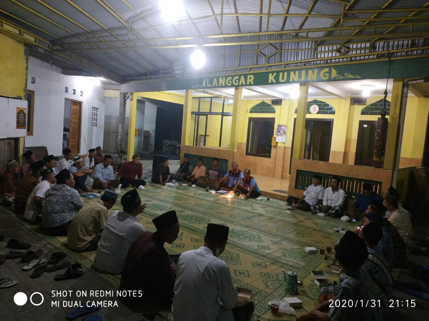 Pertemuan Warga RT 01 Ketonggo Bahas Pembangunan Pos Ronda