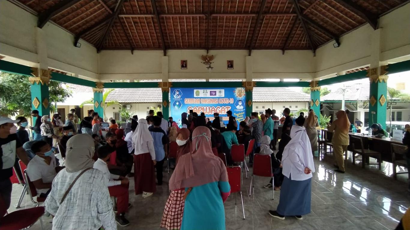 Vaksinasi Masyarakat Kalurahan Wonokromo